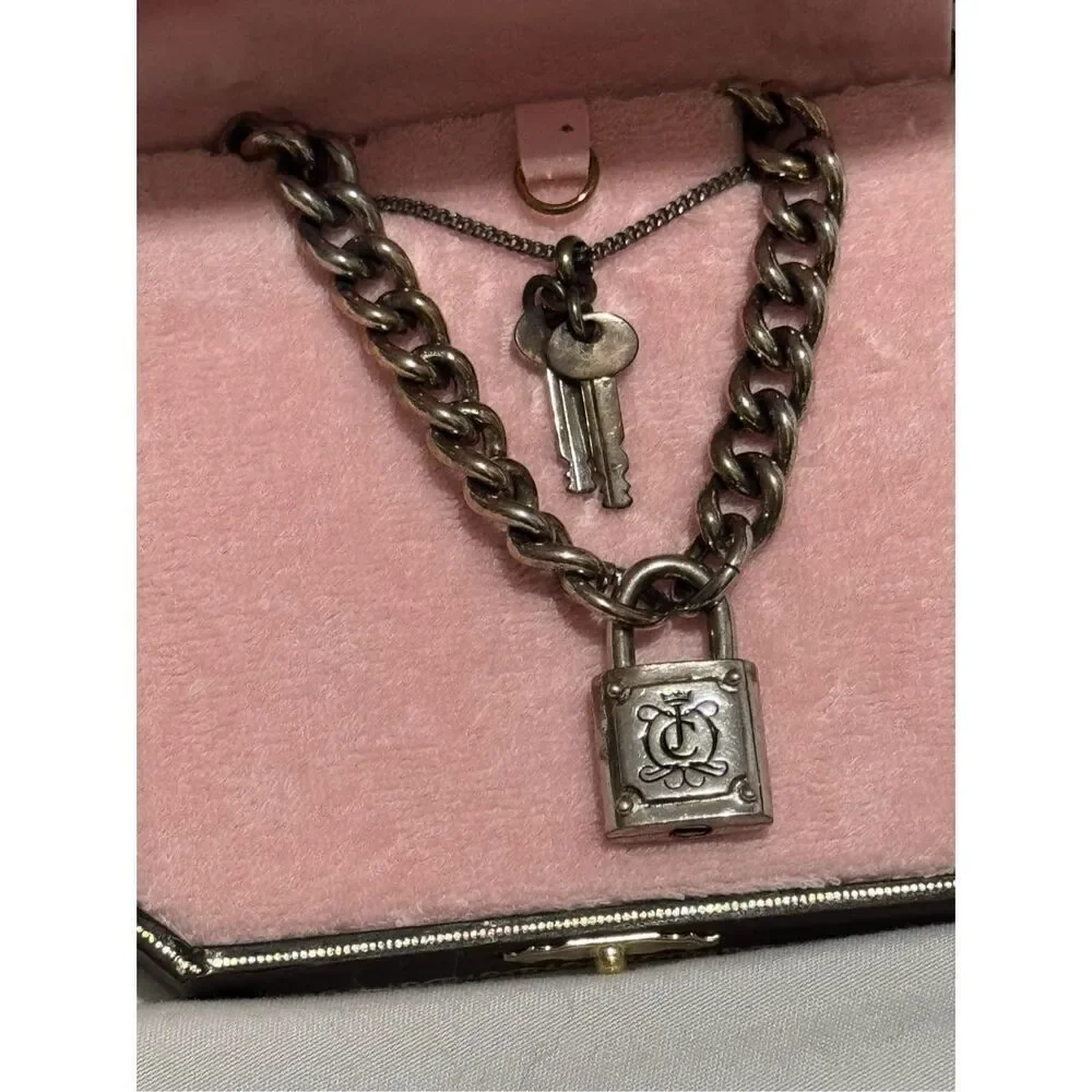 VintGe juicy couture y2k 2000s lock & key curb chain charm necklace silver set 2